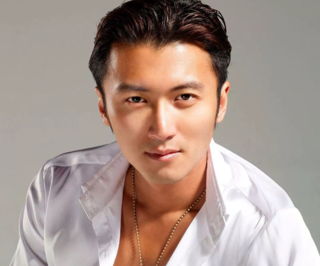 乔家的儿女|她未婚生子，愿做谢霆锋背后的 “女人”，而谢霆锋愿养她一辈子