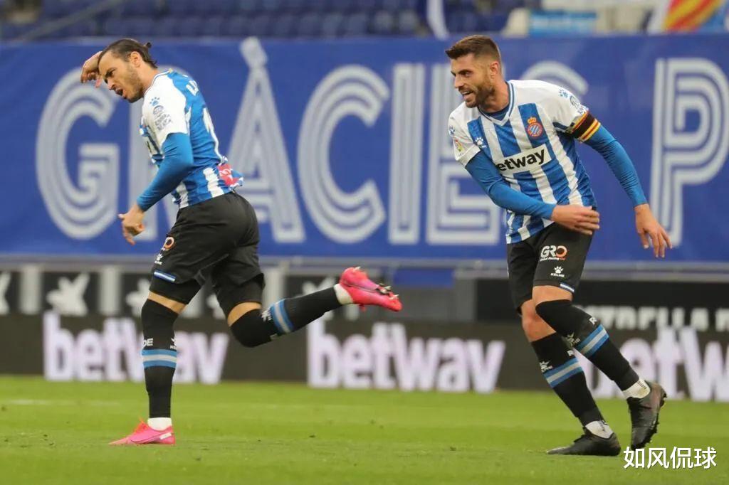 西班牙人|23-22！西班牙人巨星踢疯了，冲27年神迹+再迎决战，赢球=夺冠