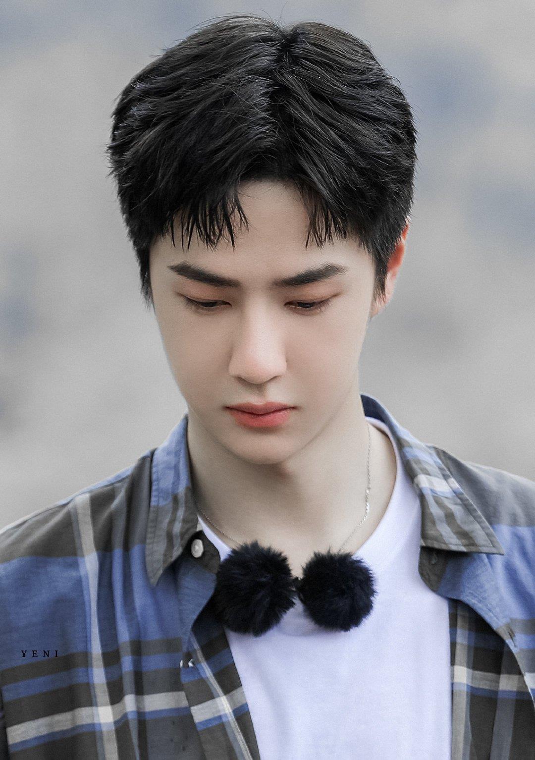 肖战|王一博四字形容自己第一次做菜，怂恿钱枫下水失败，想游泳成遗憾