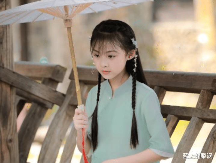 林黛玉|还记得《小戏骨红楼梦》中的林黛玉吗，13岁就美成了这样