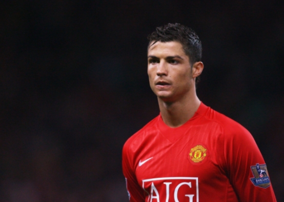 |C罗的身体天赋，当真历史顶级，堪比职业篮球的弹跳能力