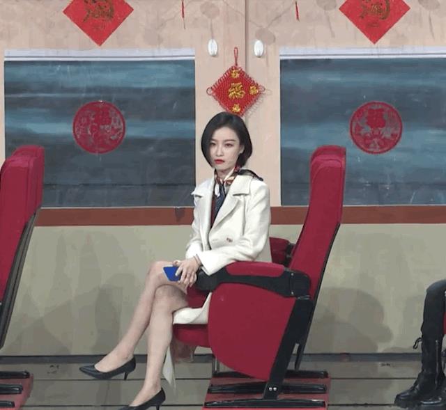 冯绍峰|冯绍峰和她相爱3年，却转身迎娶赵丽颖，32岁的她活成人生赢家