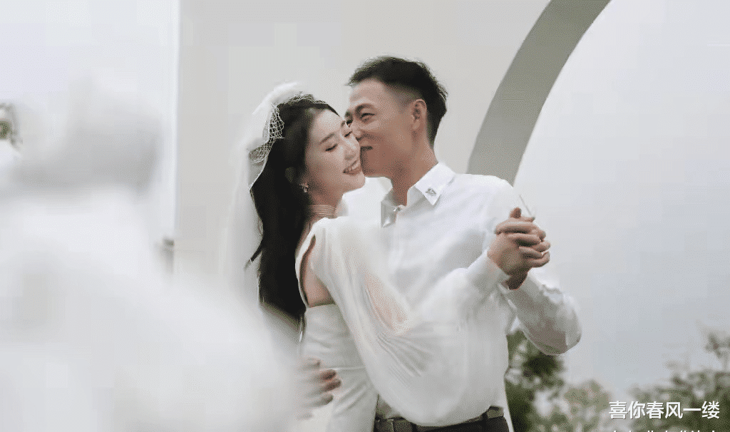 张庭|她被誉为体坛第一美女，颜值身材碾压女明星，今晒婚纱照官宣结婚