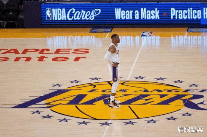 眉眼温柔 施罗德二代！湖人新援施压首发，6连败后要求上位，詹皇感觉到不妙？