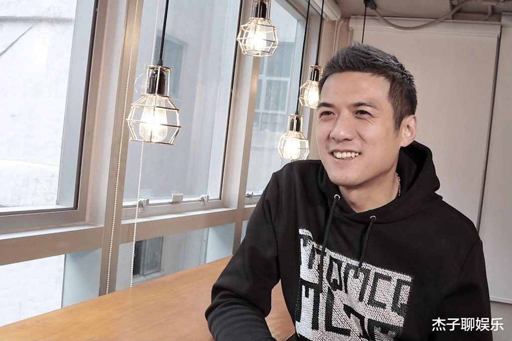 李雨阳|42岁男星开店亏损30万，想拍戏但没人请，承认养俩娃压力大