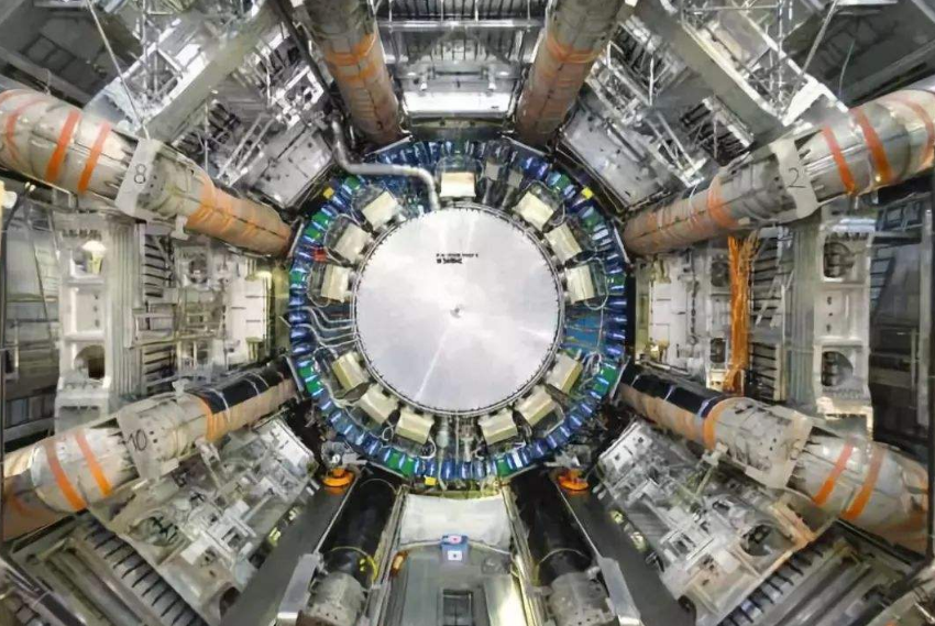 对撞机 98岁杨振宁甘愿被骂也要反对建粒子对撞机,3个理由让人心服口服