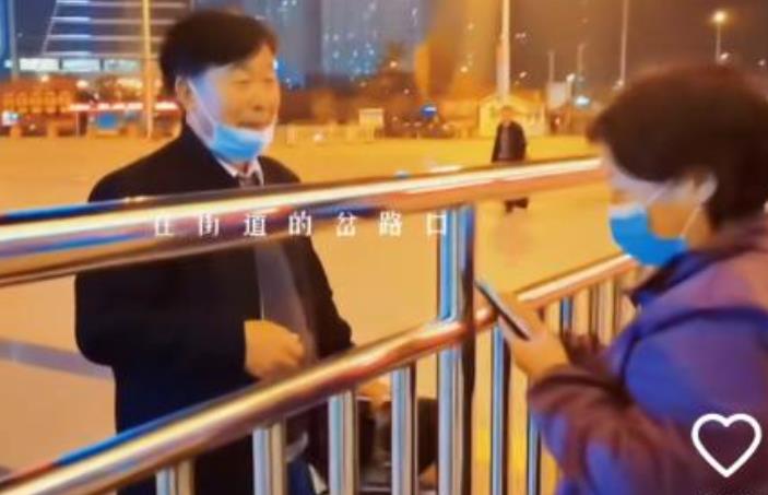 刘亦菲|杜新枝夫妇回老宅，曾夸赞她的邻居并未露面，杜新枝称要查明真相