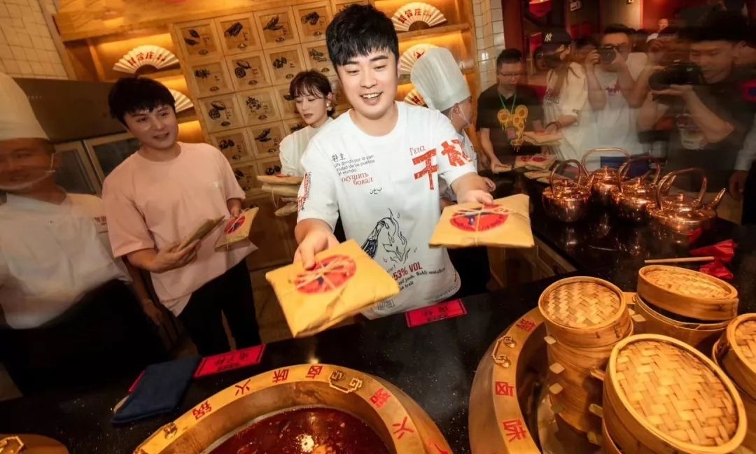 带货|这6位明星无戏可拍，直接转直播带货，有人成带货王，有人却饱受嘲讽