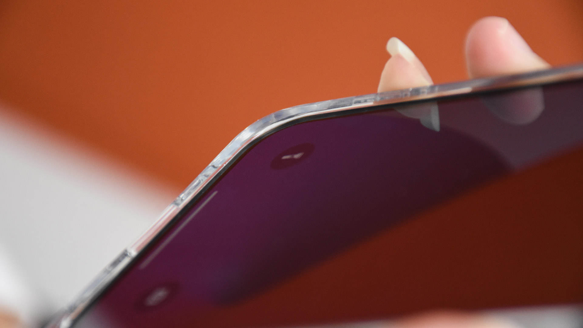 iPhone|UAG钻石系列透明保护壳:给iPhone披上刚硬的外衣