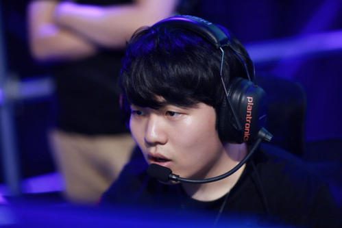 ig|Rookie加入IG后7年首次无缘季后赛，发文致歉：对不起所有人