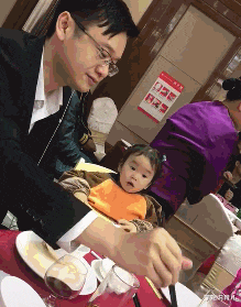 学姐说育儿|兄弟,不要以为关上车窗就能为所欲为了,我在外面都看见了