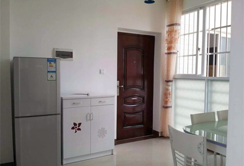 表姐花10万装修的新房,一进门就懵了,和出租房差不多!