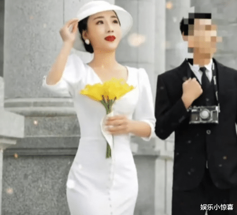 婚纱照|孙卓买家二姐晒婚纱照，24岁实现月入过万，却不管患癌症的父亲