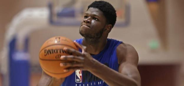 马克·加索尔|再见小加！恭喜浓眉！湖人瞄准22岁空间型内线，他比庄神适合老詹