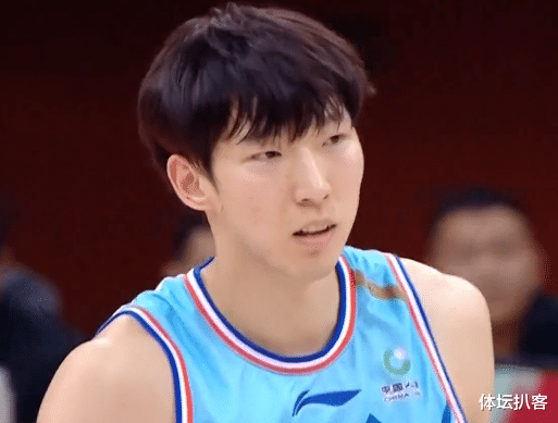 新疆男籃|CBA爆大冷！爭冠隊轟然出局，2人先后倒下，半決賽首組對陣出爐