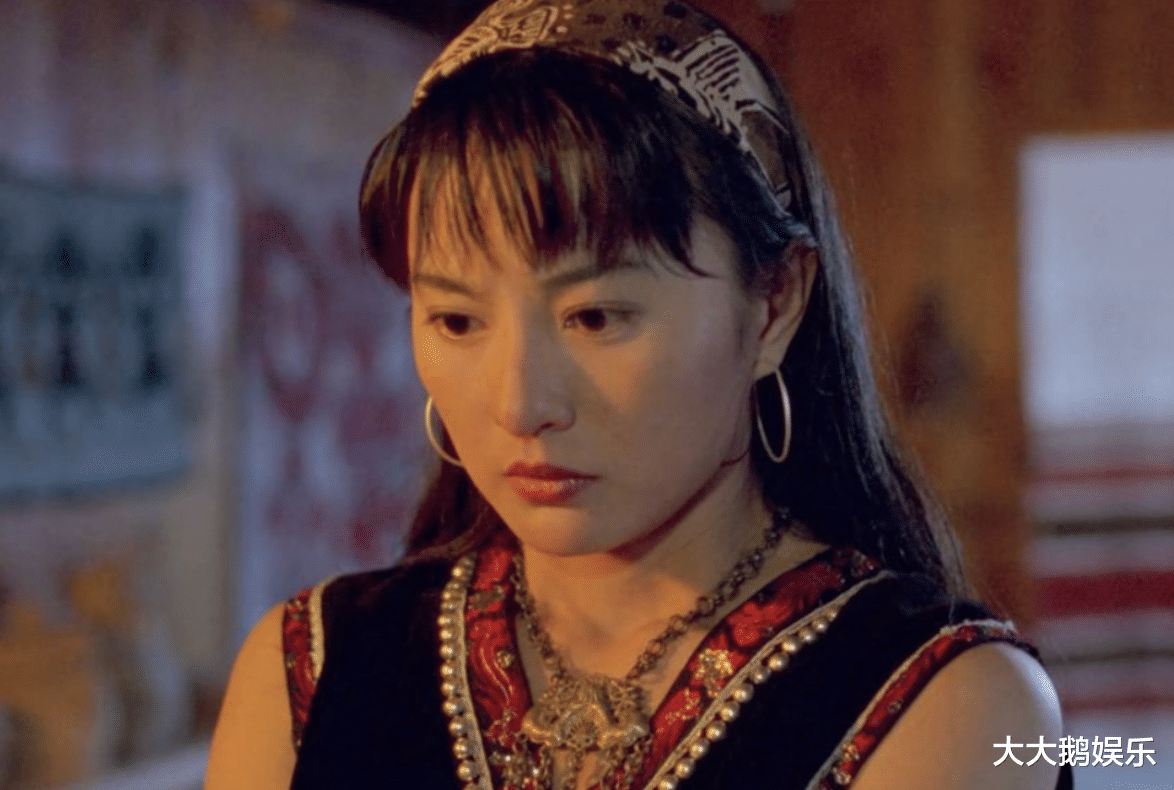 李赛凤|丈夫婚内出轨倒打一耙,让她身败名裂,李赛凤真的太惨了