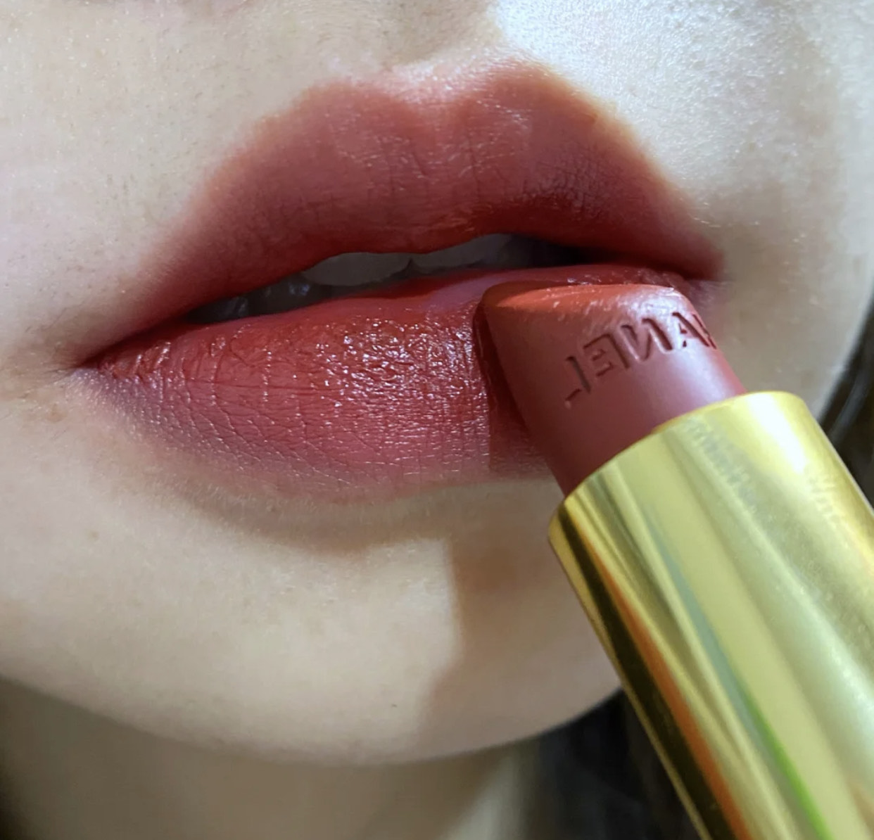 蔬菜|女人一生必备的几支口红!阿玛尼405,YSL416,你有几个?