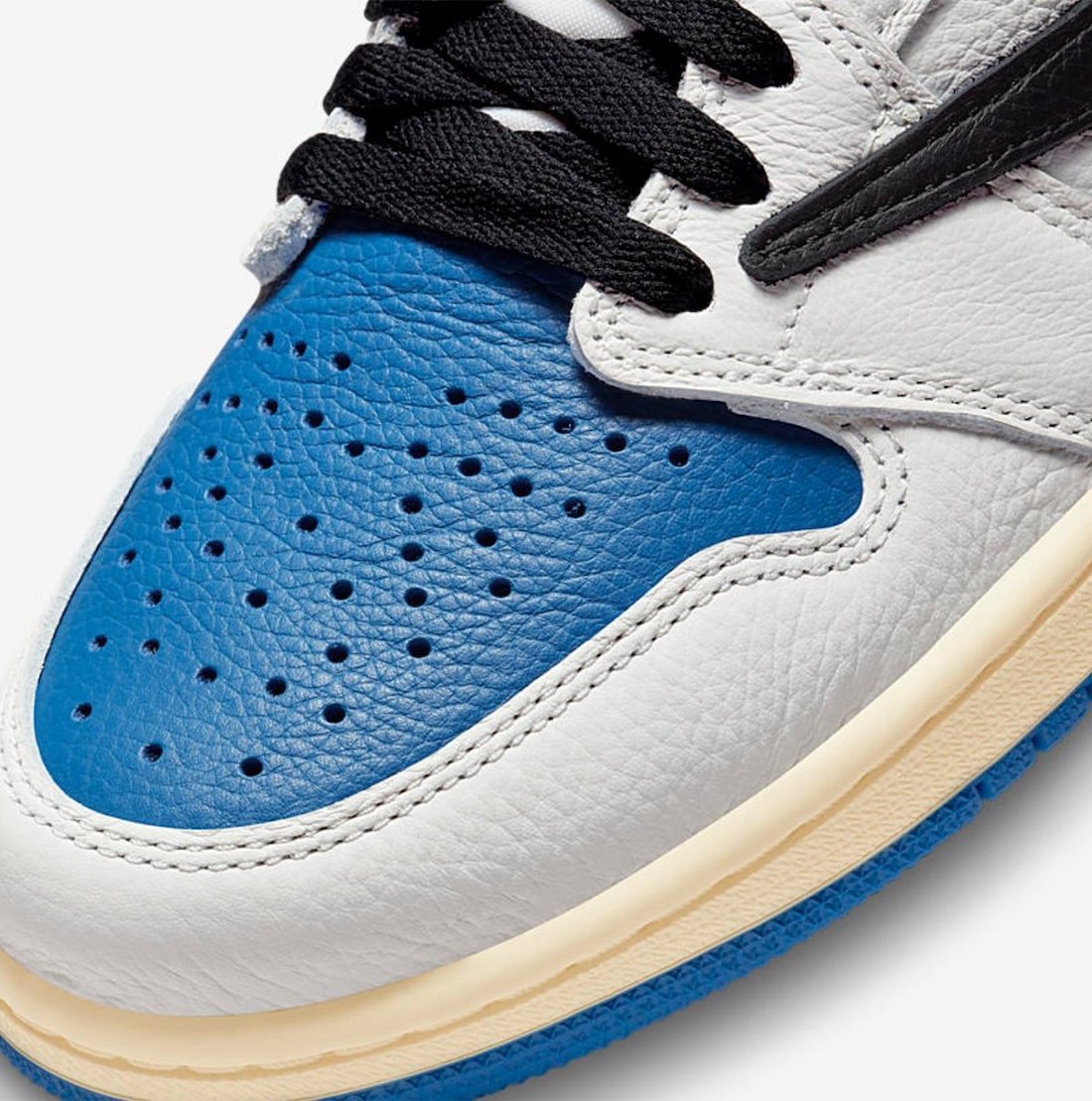 FLIGHTCLUB中文站|提前登场！闪电倒钩AJ1即将突袭？！这周末别睡觉了！
