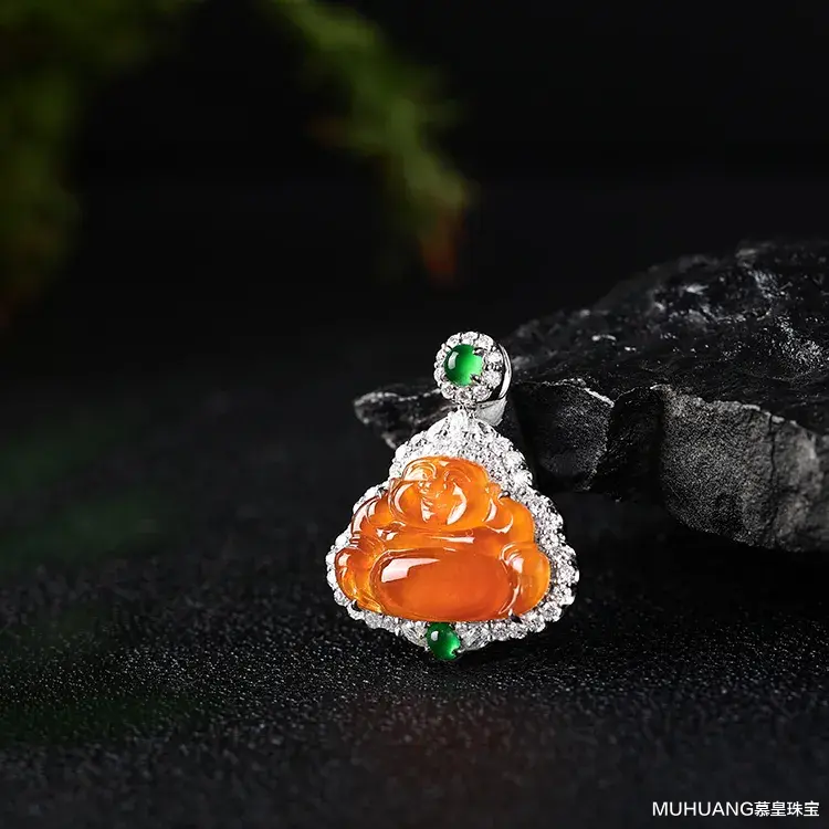 翡翠|大家都知道翡翠是“玉石之王”，但你知道这个称号怎么来的吗？