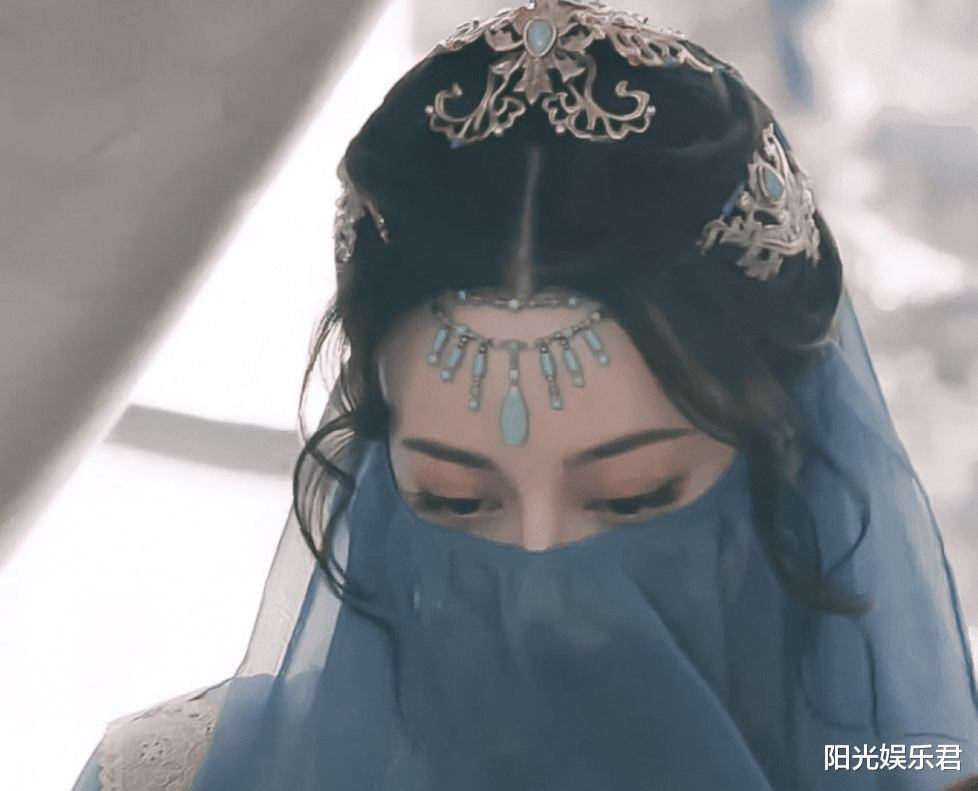 迪丽热巴|都说热巴《长歌行》造型拉垮,后期换上西域造型后,顶级神颜回来了!