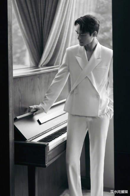 放羊的星星|8位男星西装杀，陈飞宇贵气杨洋禁欲，《伪装者》三兄弟太惊艳