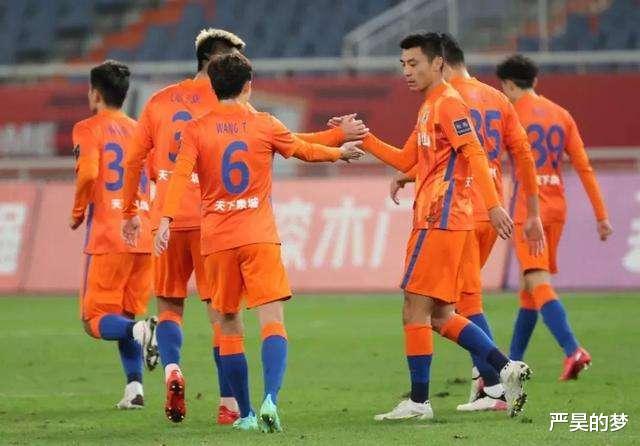米兰|李霄鹏重大利好！两大归化进名单 广州后防亮眼 山东中场熠熠生辉