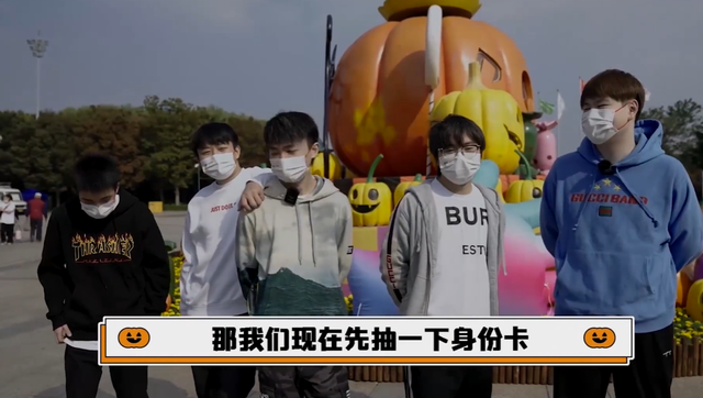 jdg战队|JDG官方上线新节目，Lvmao喜提新称号，被调侃“京东三怂”！