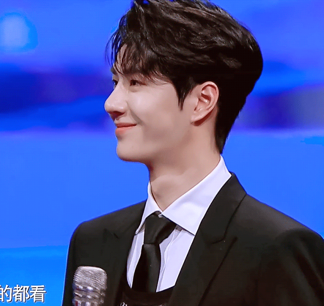 王一博|博君一肖撞衫，品牌认领出偏差引战粉丝，却忽略他俩其实不容易