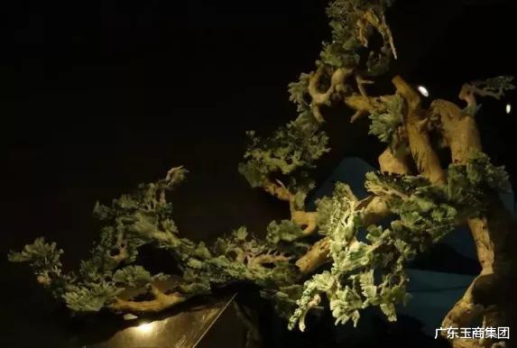 翡翠|神秘的私人翡翠艺术馆，悄悄收藏了苏菲玛索戴过的项链……