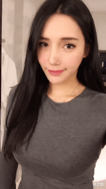 神之焰 就算身边有妹子，还是会想回头啊？哈哈