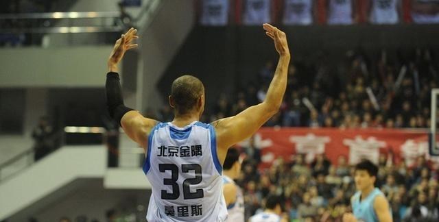 清浅微笑的我|正式退役！CBA传奇外援告别赛场，曾带队三夺总冠军