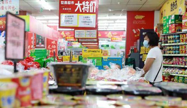 小超侃事|年轻人买东西追求“性价比”，催生一个新市场，每年210万人买？