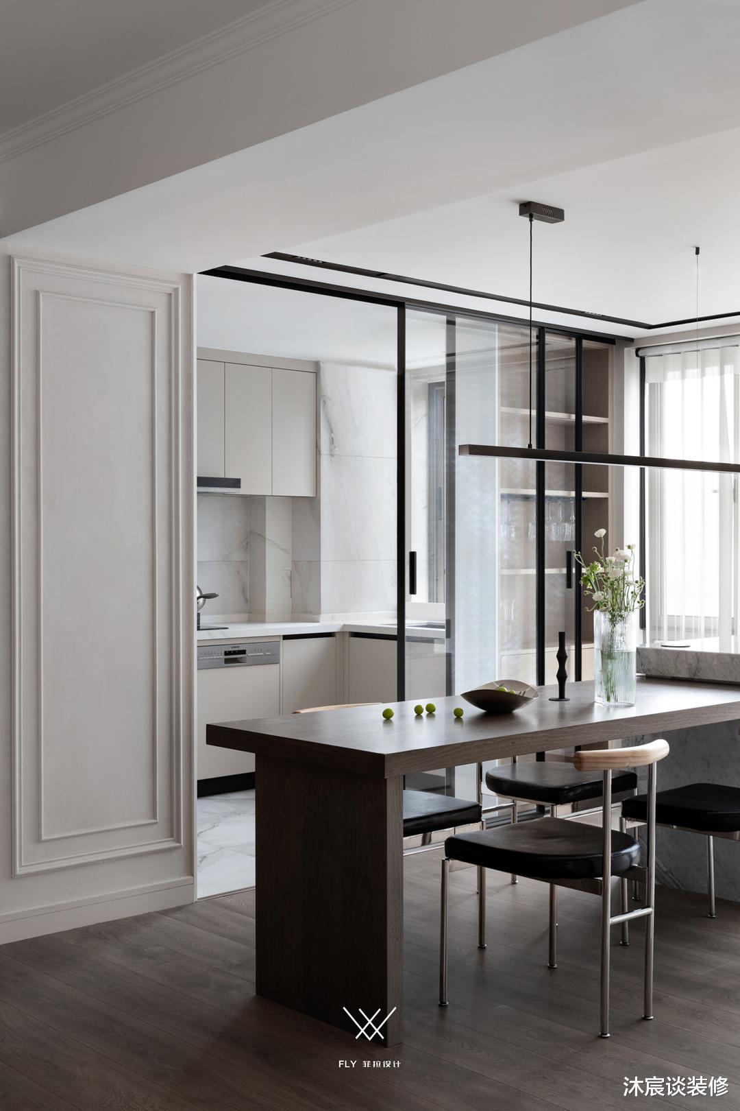 杭州这对夫妻家中的“8不要”，让室内显得开阔大气，美观又实用