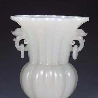 |回流 和田玉花觚、用作插花
