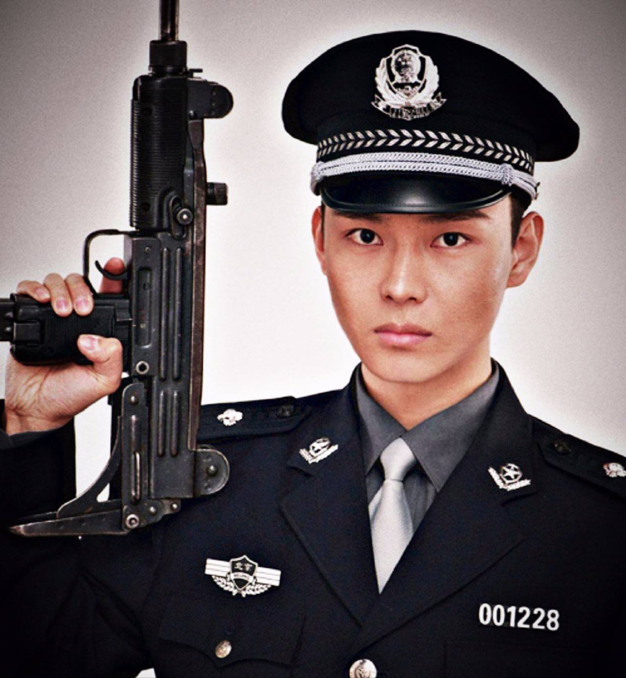 重案六组|《重案六组》演员现状:入狱、毁容、离婚、破产,比电视剧还精彩