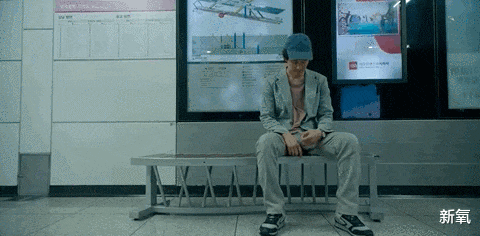 孔刘|你们都在讨论鱿鱼游戏的四位主演，我却再一次被她俘虏