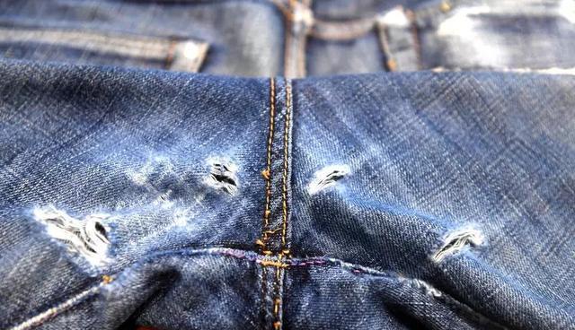 赵月看花花|网瘾少年浪子回头后年入百万 网友:怪不得我穷!