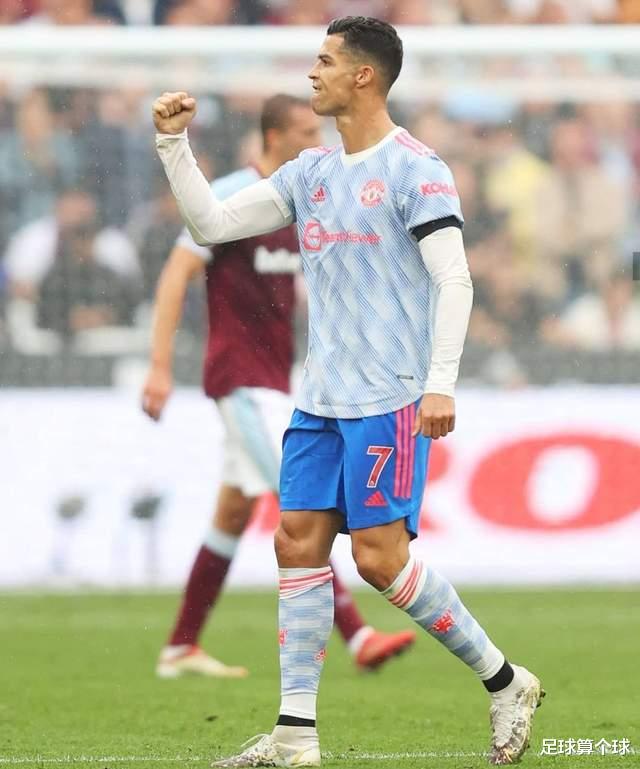 C罗|曼联2-1绝杀！C罗3场4球振臂高呼，对手6万球迷起立欢迎林加德