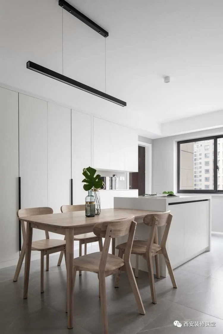 安置房|160m2四室简约，客厅10米收纳柜满足储物