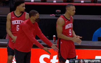 火箭隊(duì)|煞費(fèi)苦心！為了讓鵜鶘贏火箭，塞拉斯三次“變陣”達(dá)到目的