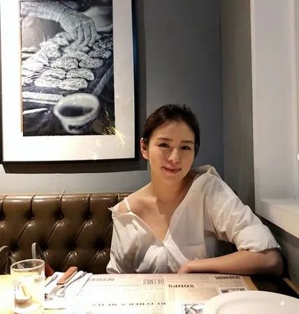 刘品言|仙剑一大火，被初恋逼退圈，怀孕被弃……她遇人不淑放飞自我了？