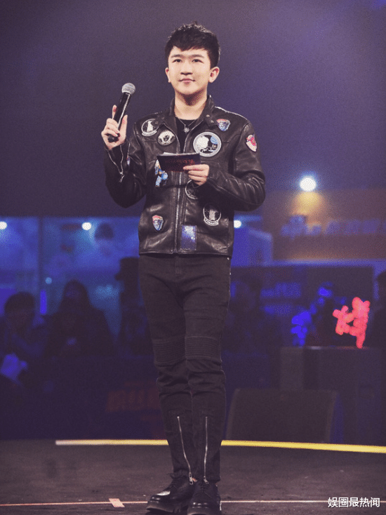 张大大|杨颖为张大大庆生,被p歪嘴也不在乎,网友:黄晓明都没这待遇