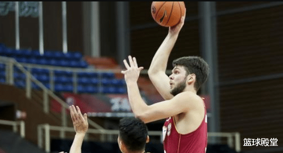 浙江省|浙江虐寧波！破聯(lián)防成隱患，林孝天+張大宇辣眼，拉科+三分拉胯