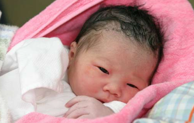 糖果的妈妈|从“沉浸式晒娃”过程,见证家长的心态变化,你正处于哪个阶段?