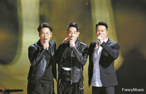 杨幂|《披荆斩棘的哥哥》又出幺蛾子,专家团评分荒谬至极