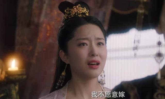 阿莎普|《周生如故》的悲惨人生，晓誉与幸华的身份差距，在出生就注定了
