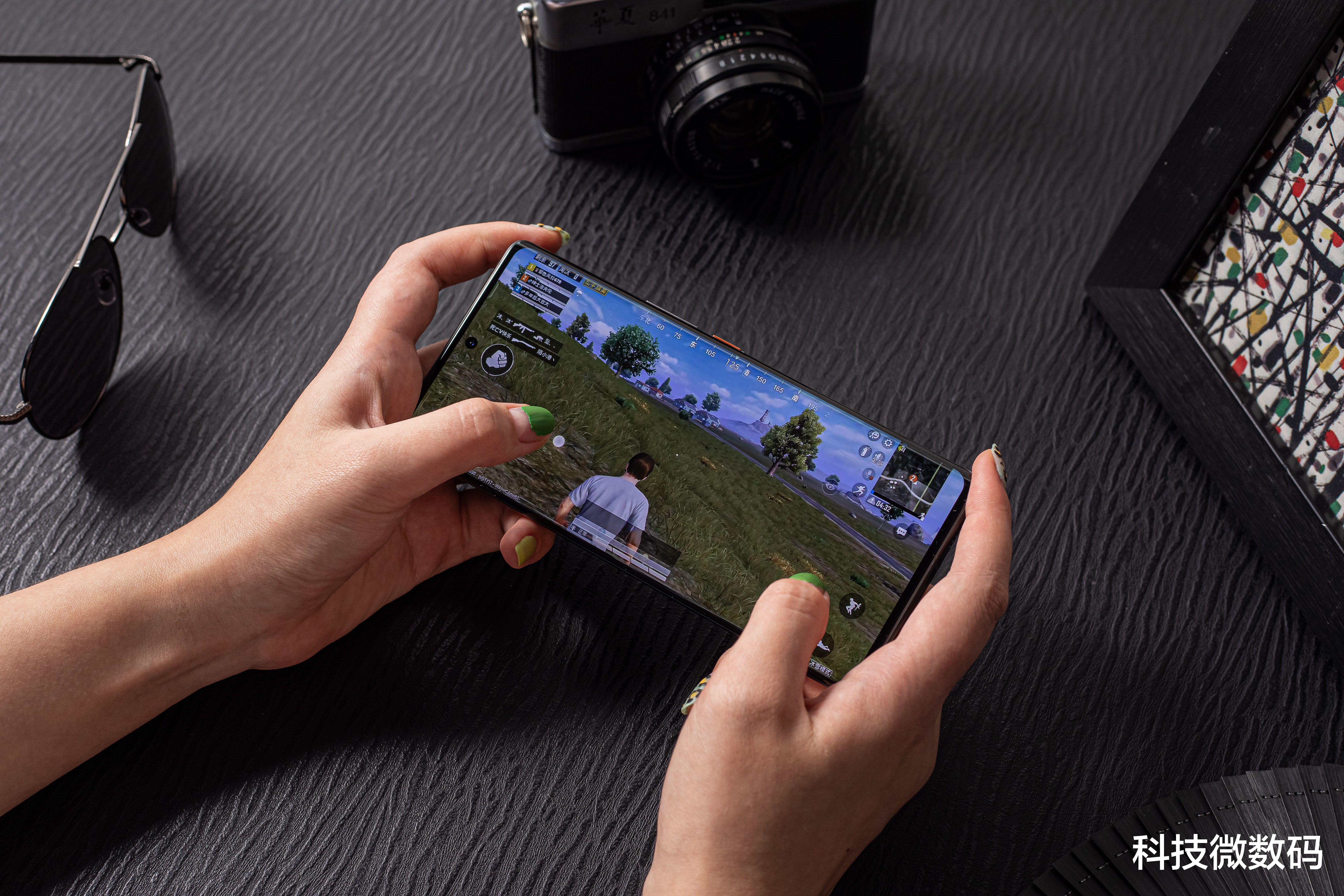 iqoo8|iQOO 8 Pro性能实测!跑分超85万太强悍,游戏、充电再加分