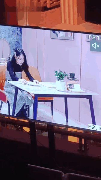 郑爽|疑似张恒好友再曝郑爽出轨细节：对象包括女性，绿了两任前男友