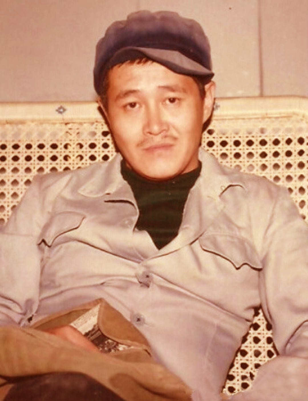 赵玉芳|赵本山大女儿赵玉芳：在没父爱的环境里带泪成长，嫁普通人很幸福