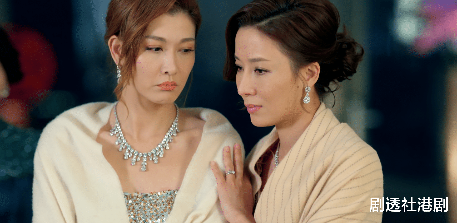 家族荣耀|姚金铃VS艾莉，夫妻变叔嫂，超豪华阵容的港剧，豪门争斗不容错过